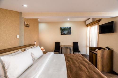 Amir Hotel