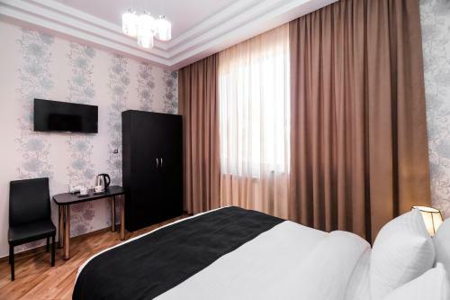 Amir Hotel