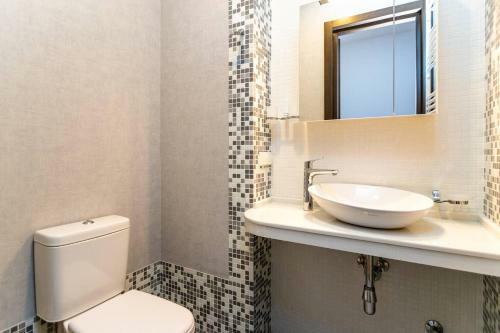 Apartamento Wehost Spacious Place Near Rustaveli