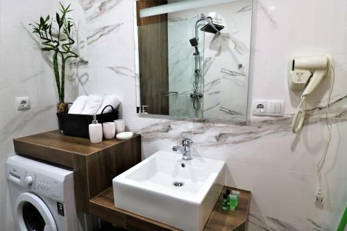 Luxury Apartment In King David Residence