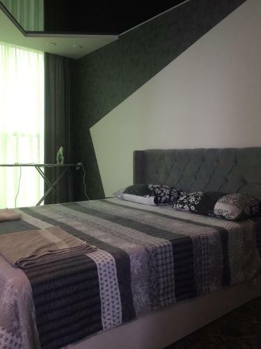 Mega Palace Apartments