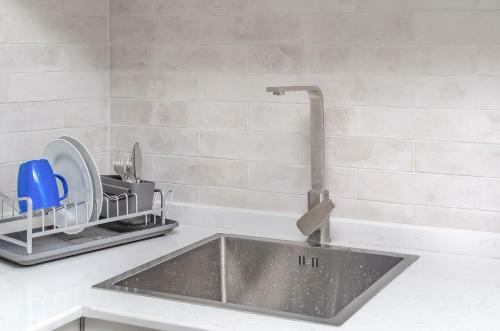 Green Line Apartment