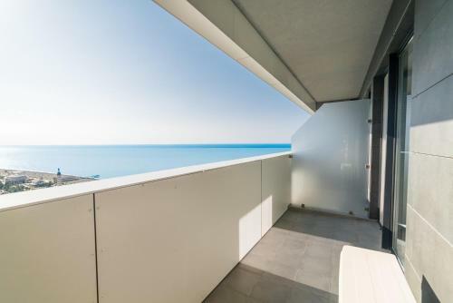 Seahorse Apartments At Alliance Palace
