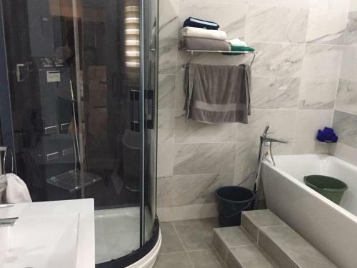 Apartamento White Horse Property