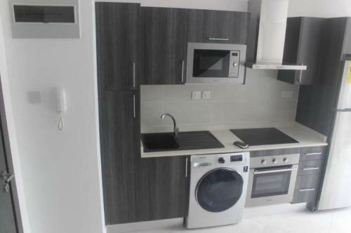 Apartamento Best Priced 1bed Duplex @ Embassy Gardens