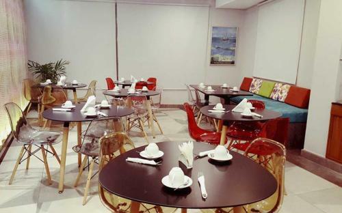 Hostal Room In Apartment - Urbano Hotel, Accra
