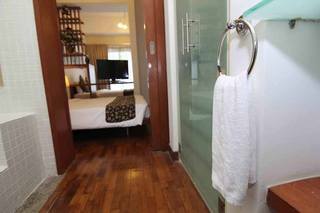 Peninsula Residence All Suite Hotel