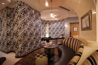 Peninsula Residence All Suite Hotel