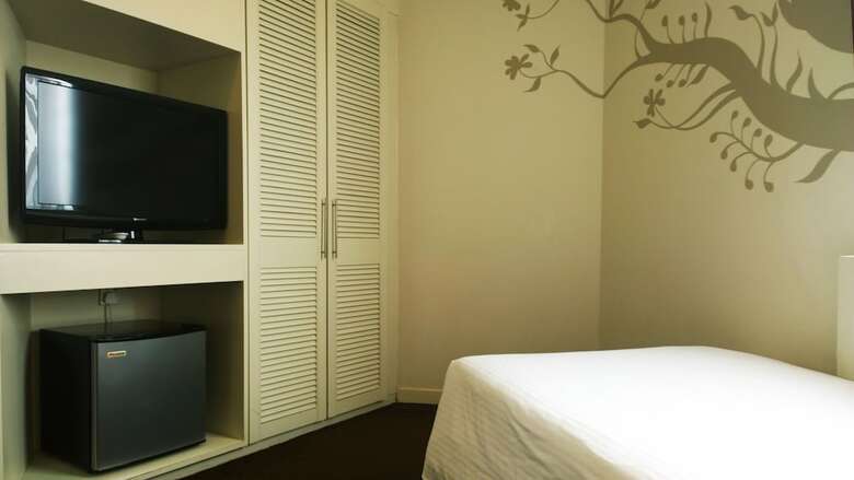 The 5 Elements Hotel