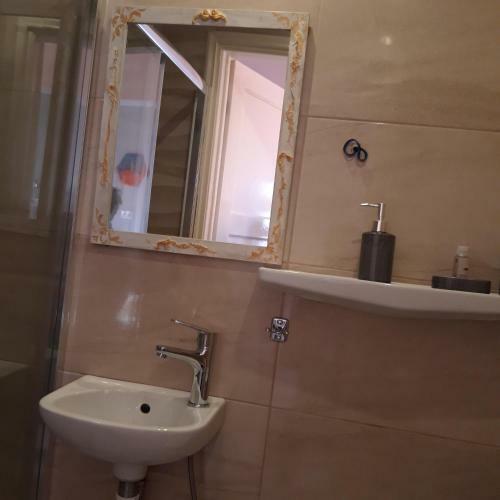 Aphrodite Art Hotel Aegina