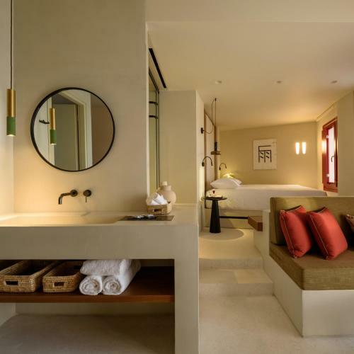 Bed & Breakfast Potnia Theron Suites