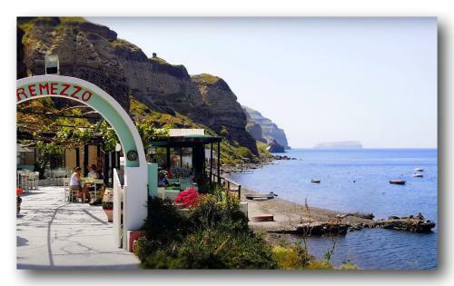 Apartamento Golden Stone Santorini Suites