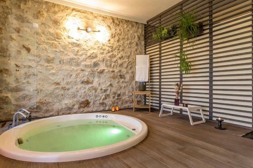 Hotel Marathia
