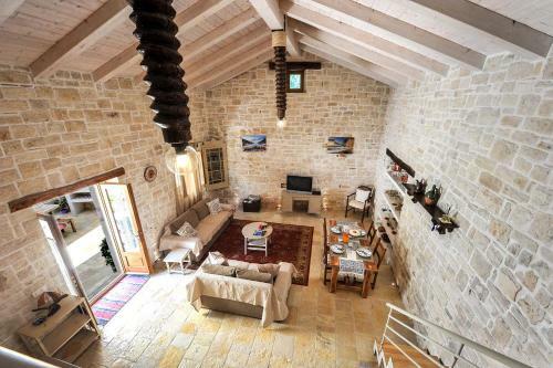 Villa Leonora House