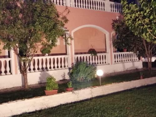 Hotel Aris Paschalia Studios