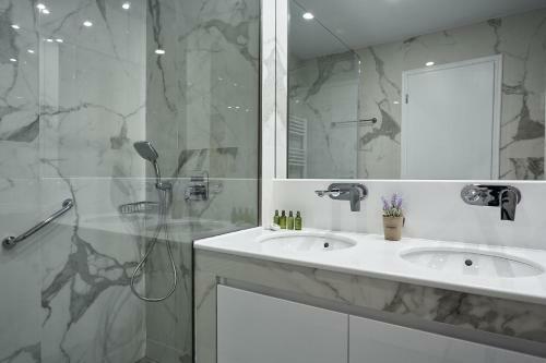 Apartamento Luxurious Spacious Apt Next To Hilton Hotel