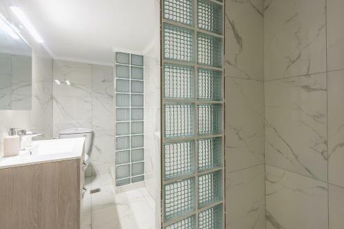 Victoria Queens Suites Apartments