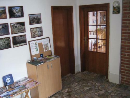 Hostal Risto's Guest House