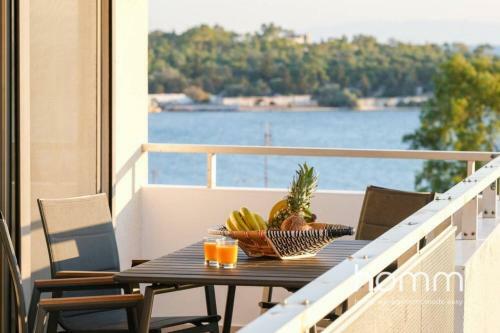 Breathtaking Luxury Homm Apartment In Glyfada