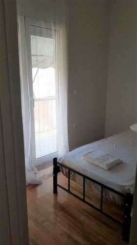Alexander's Luxury City Centre Brand New Apartment