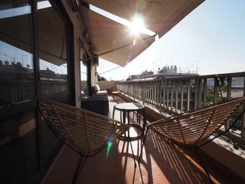 Sophia's Penthouse Apartment With Acropolis View From Big Terrace