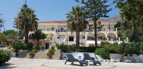 Gonatas Hotel