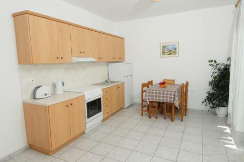 Alexis Studios And Apartments