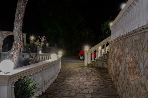 Hostal Corfu Room Apartments