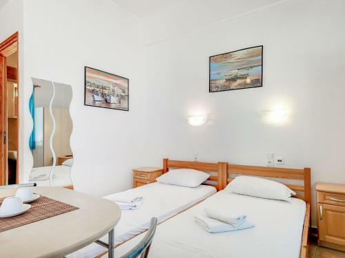 Graceful Apartment In Therma With Balcony