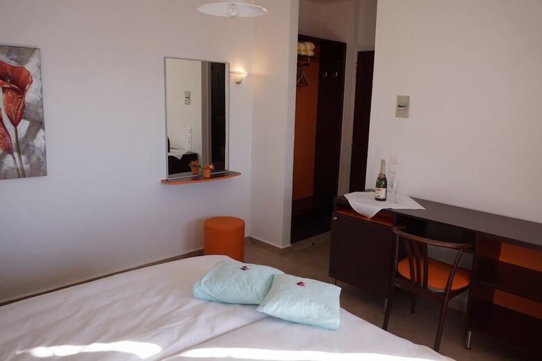 Sunlight Hotel