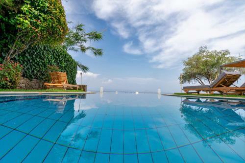 Villa Benele , Corfu