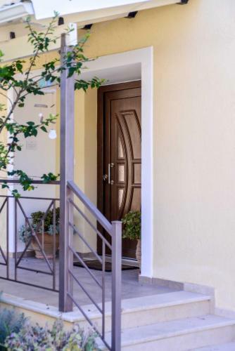 Ahai Paxos Villa