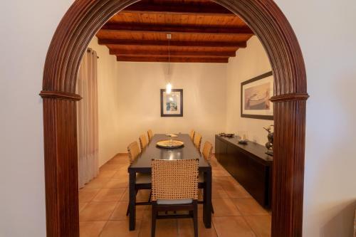 Corfu Beachfront Villa Benele
