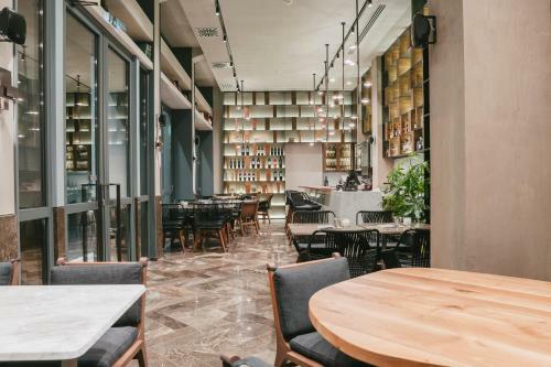 Aya Hotel