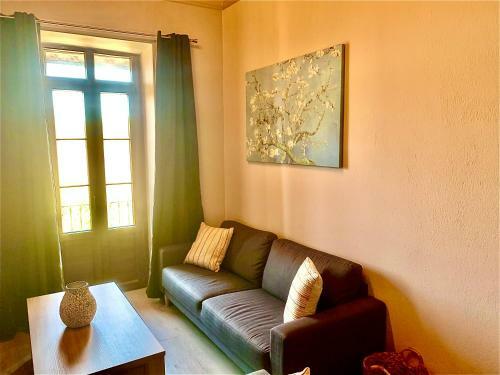 Hostal Helios - Epirus Traditional Guesthouse