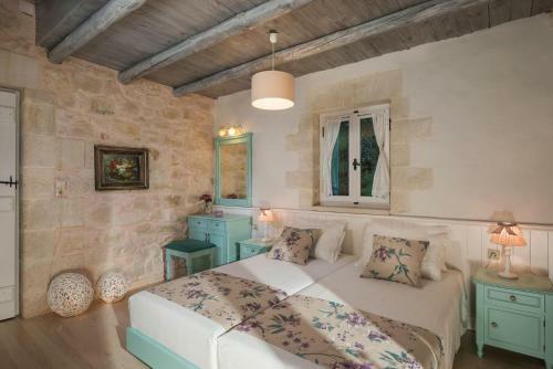 Villa Petra Eleni Private Pool