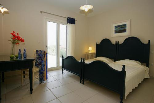 Fiskardo Villa Sleeps 4 Pool Air Con Wifi