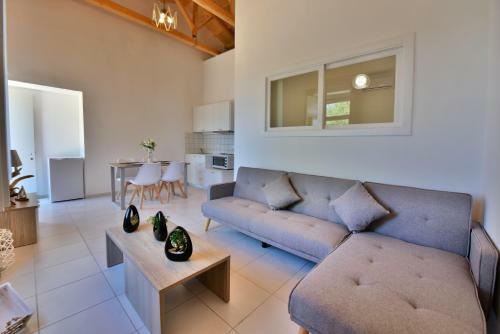 Apartamento Douskos Beach House
