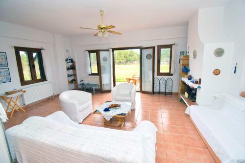 Zoe Sea Side Villa