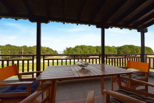 Zoe Sea Side Villa