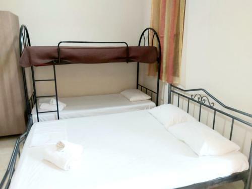 Elisavet Apartments