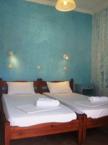 Anetta Apartments
