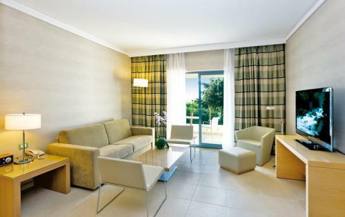 Hotel Abav2 Suites By Rodos Palace