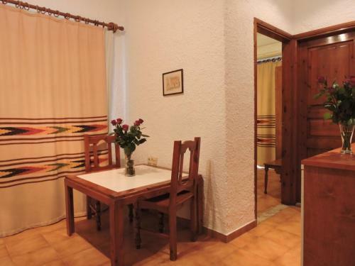 Thamiris Apartments