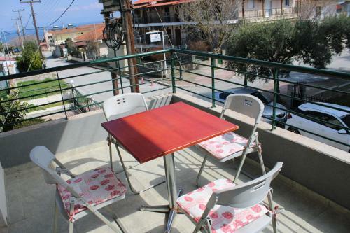 Toli Apartments
