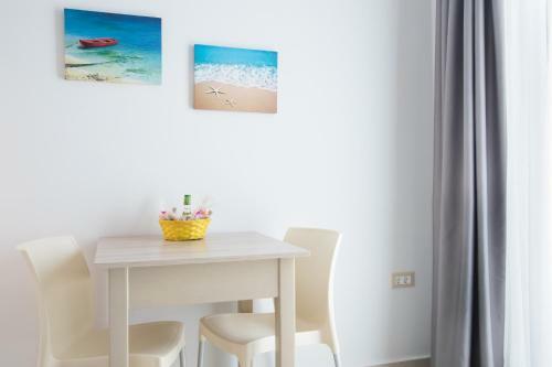 Porfyris Studios And Apartments