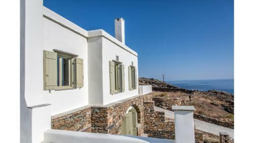 Amaryllis House - Tinos