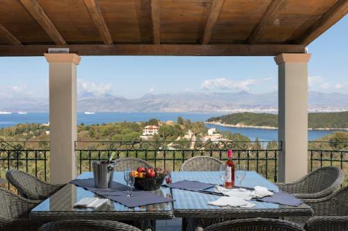 Villa Dendrilia By Rodostamo Hotel