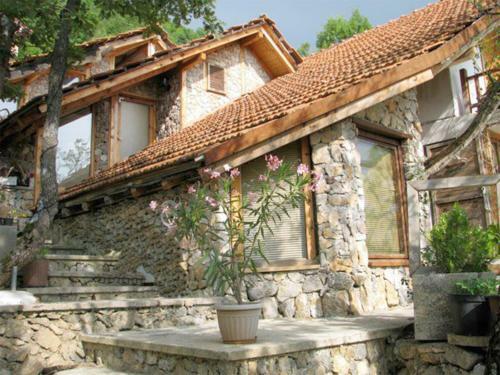 Hostal Robinson Sunset Guest House