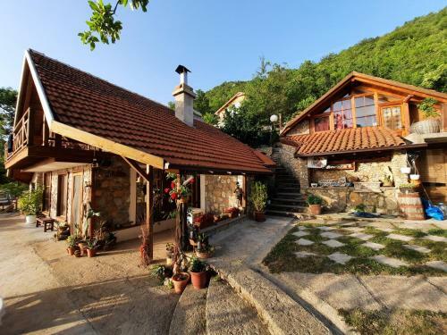 Hostal Robinson Sunset Guest House